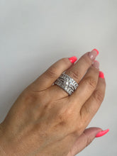 Load image into Gallery viewer, The Tanielle Ring
