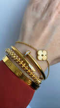 Load image into Gallery viewer, The Single Clover Bracelet
